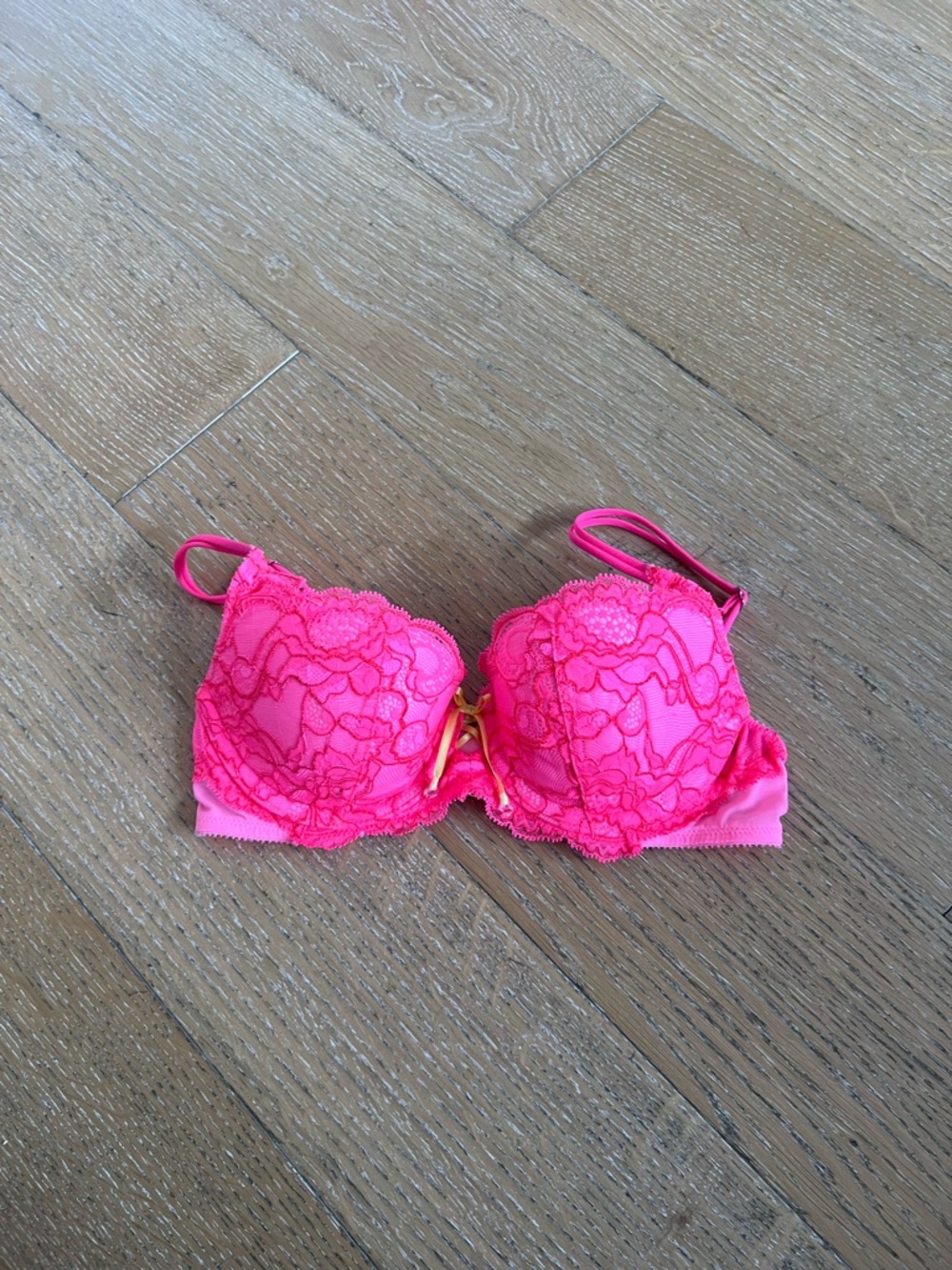 victoria’s secret balconet Lace Push-Up Bra in Hot Pink